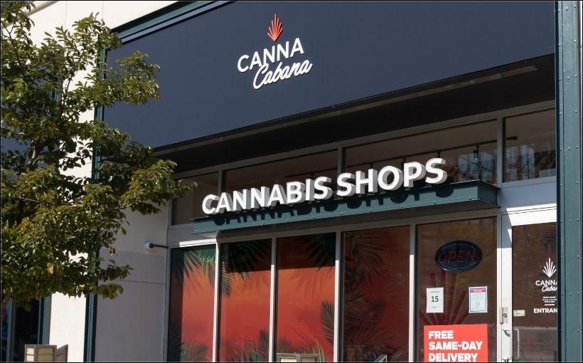 High Tide will open a new Canna Cabana recreational cannabis store in Winnipeg on Friday.