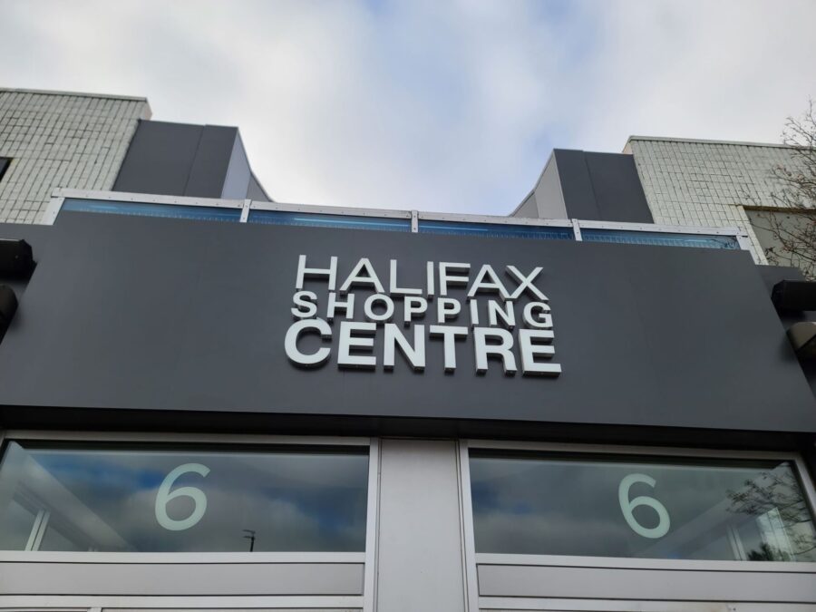 Primaris REIT has agreed to acquire Halifax Shopping Centre and the adjacent Annex for $370 million.