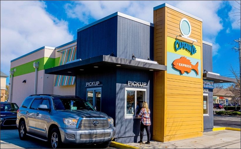 Captain D's has expanded into Canada through its first-ever franchise development agreement north of the border.