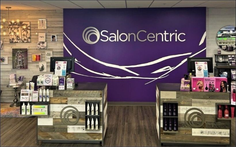 L'Oreal Canada has agreed to purchase beauty products distributor Salon Systems.