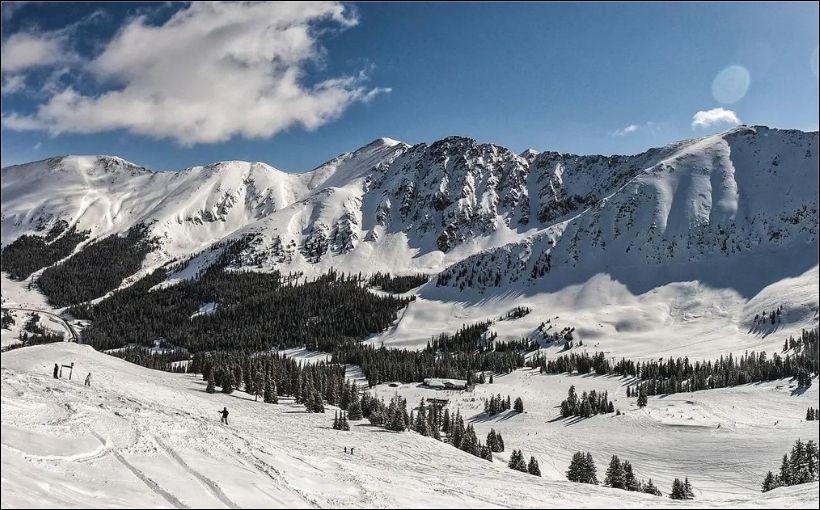 Canada's Dream Unlimited has agreed to sell a Colorado ski resort to U.S.-based Alterra Mountain Company.