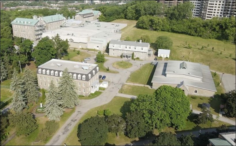 Colliers has been assigned to sell a large Roman Catholic church-owned property in Montreal's west end.