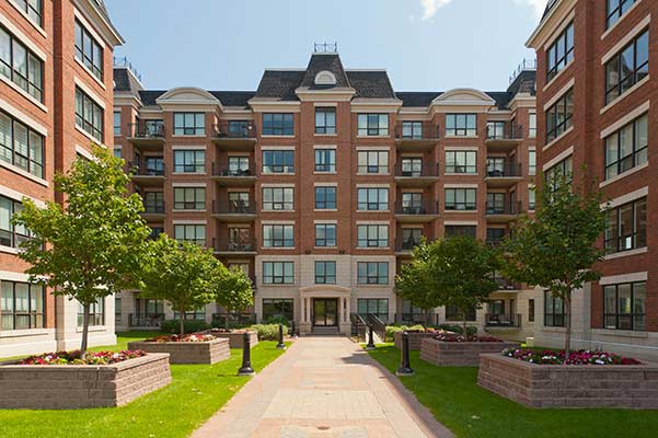 Photo of Ottawa condominium property.