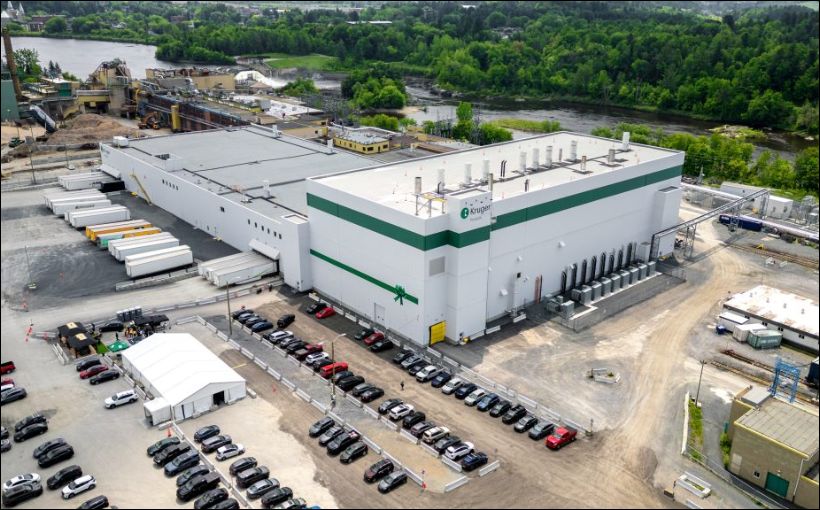 Aerial photo of a new tissue plant in Sherbrooke, Que.