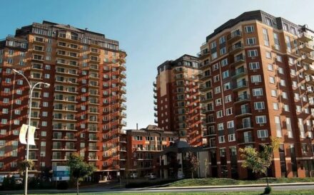 Photo of a three-building seniors complex in Montreal acquired by Chartwell. Photo by Cogir.